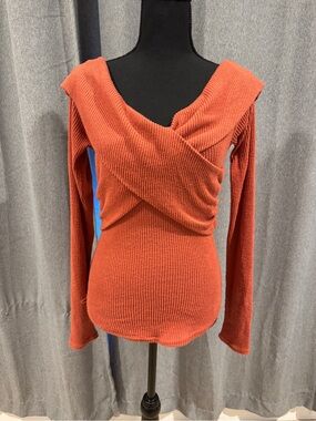 NWT-Free People Ribbed Wrap-Front Top in Rust-Size Small